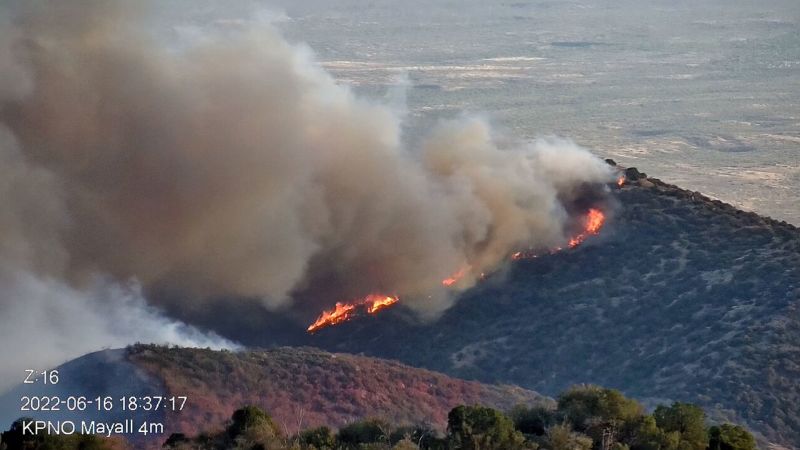 Contreras Fire grows to more than 20,000 acres in southern Arizona, putting nearby residents on alert | CNN - NewsOpener