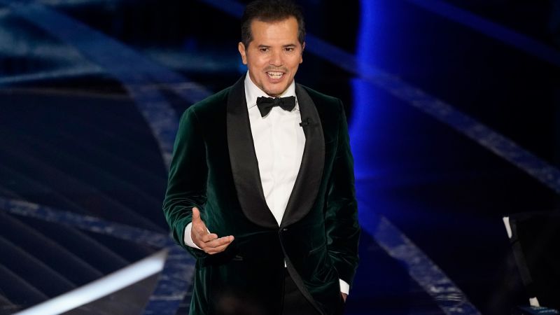 John Leguizamo and other Latino actors call out James Franco's casting as Fidel Castro | CNN - NewsOpener