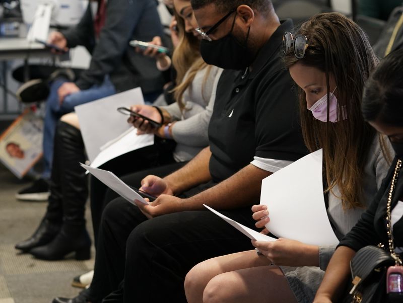 The economy is starting to cool — but the job market is 'like an inferno' | CNN Business - NewsOpener