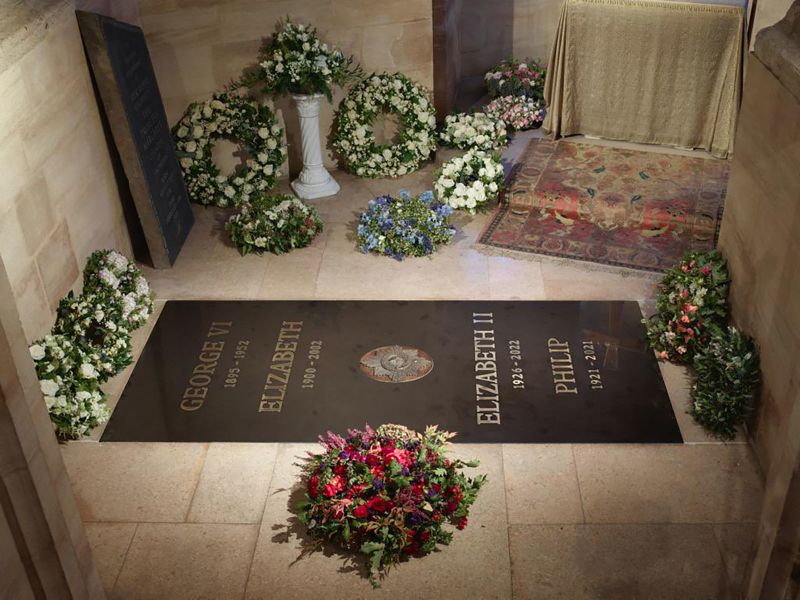 Queen Elizabeth II's final resting place revealed in new Windsor Castle photograph | CNN - NewsOpener