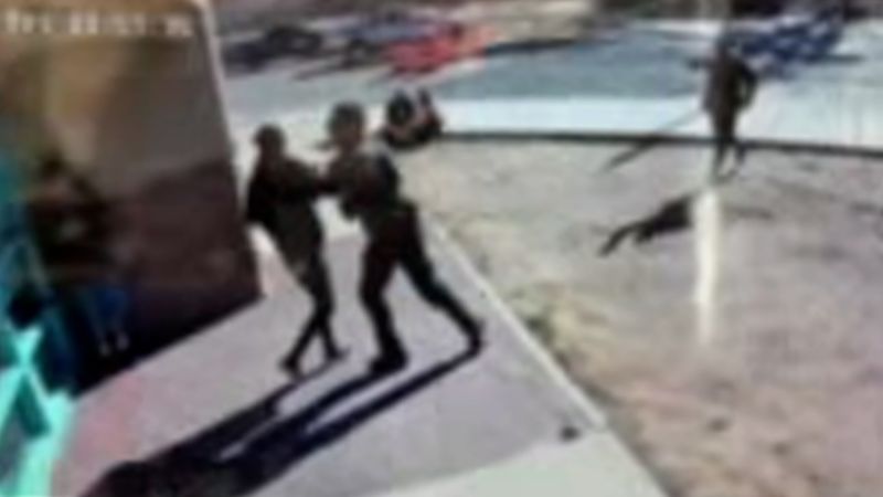 El Paso shelter says video of officer slamming person on ground shows 'excessive force' | CNN - border control El Paso shelter says video of officer slamming person on ground shows ‘excessive force’ | CNN