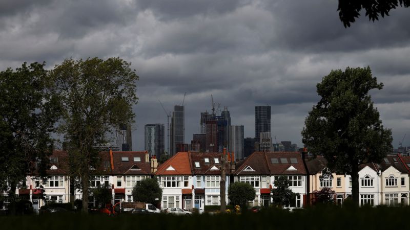 UK house prices post sharpest fall since 2012 as high mortgage rates hurt | CNN Business - Banking UK house prices post sharpest fall since 2012 as high mortgage rates hurt | CNN Business