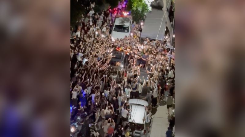 Lionel Messi mania grips Argentina as World Cup celebrations continue | CNN