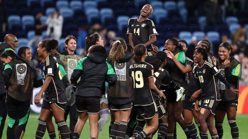 Jamaica earns historical empate en la Copa del Mundo Femenina; Suecia anota ganador en tiempo añadido; Países Bajos gana | CNN