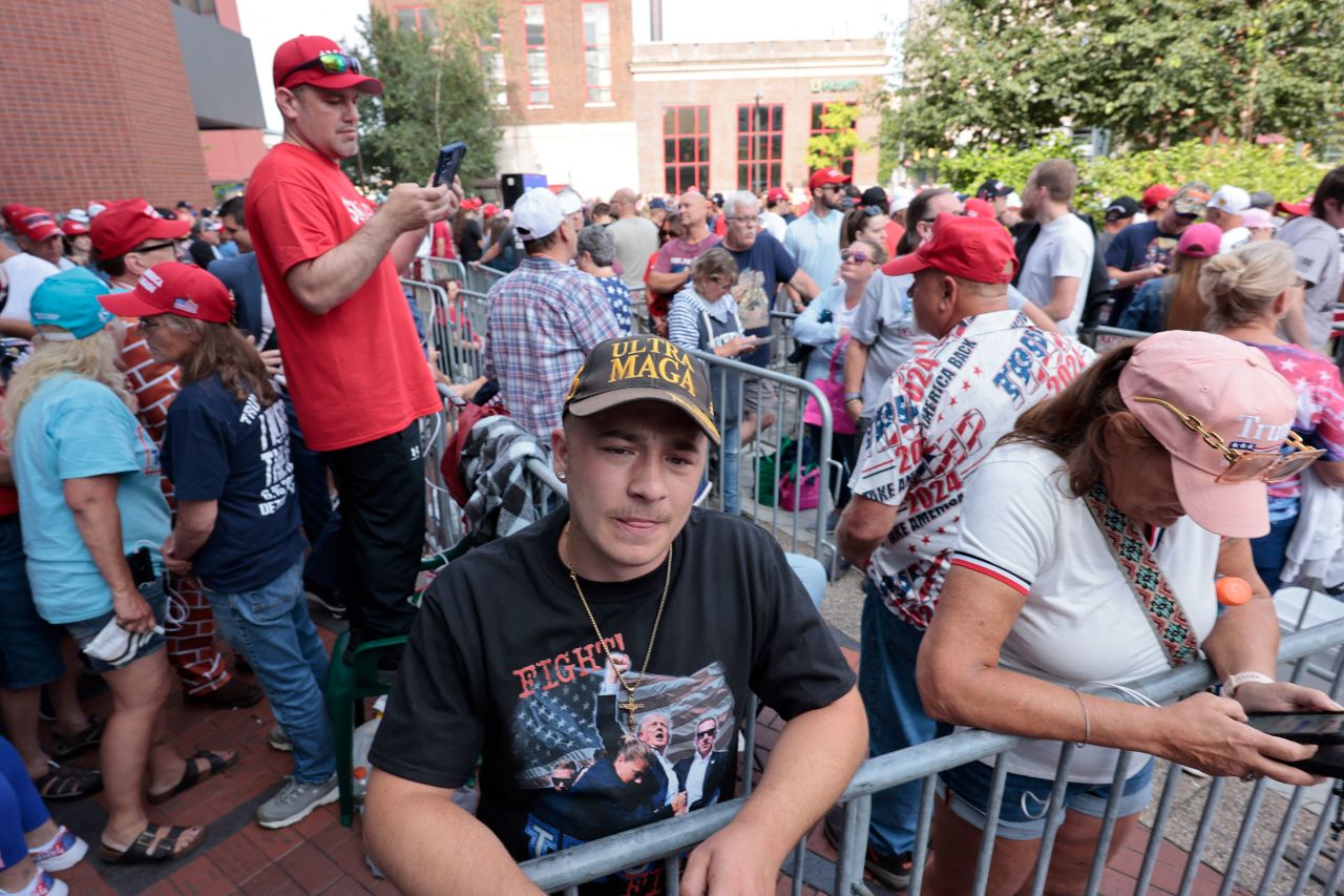 People arrive at the campaign rally in Grand Rapids, Michigan, on July 20. 