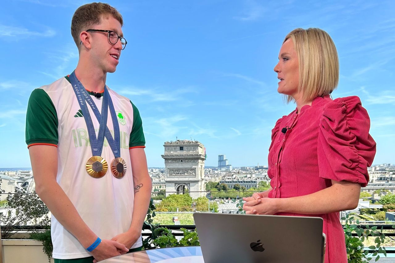 Irish swimmer Daniel Wiffen speaks with CNN’s Amanda Davies. 