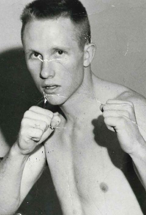 In his younger days, Reid was also a middleweight amateur boxer.