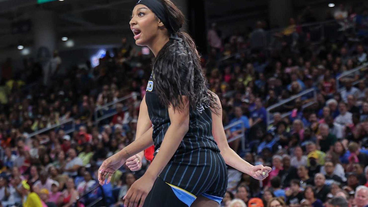 Angel Reese: Chicago Sky rookie breaks league single-season rebounding record and more from around the WNBA | CNN