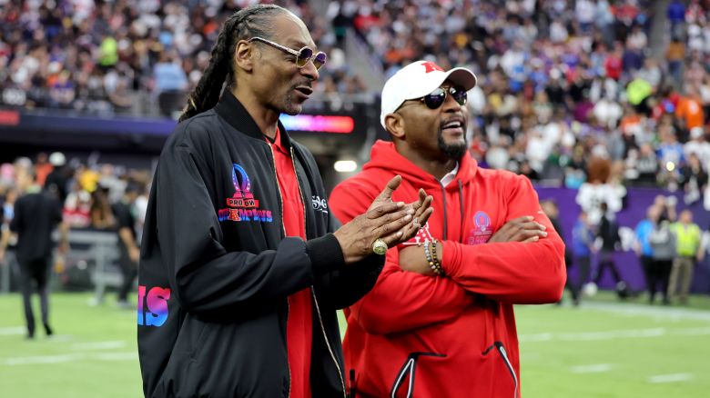 Snoop Dogg to sponsor CFB bowl game