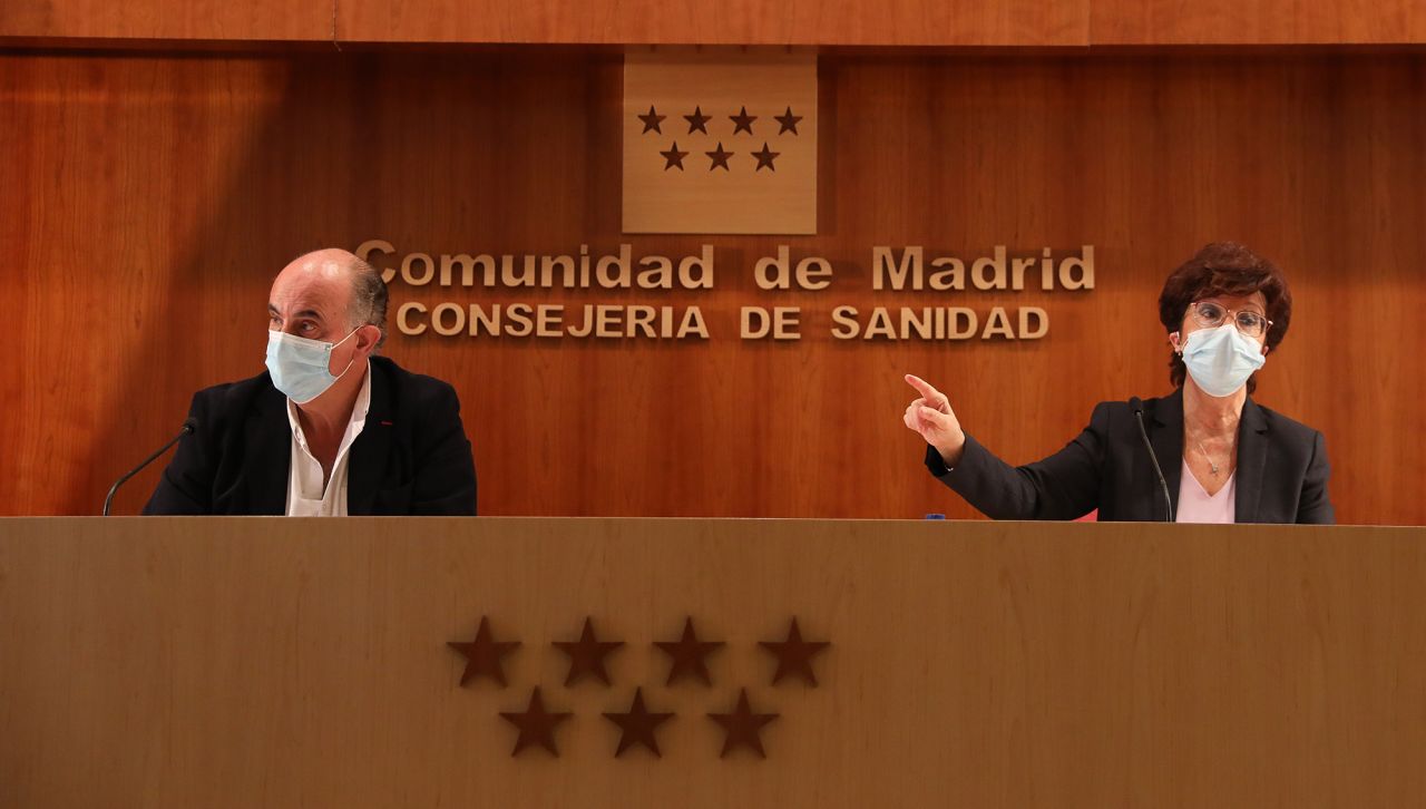 The Deputy Minister of Health Care and Public Health of the Community, Antonio Zapatero, and the Director General of Public Health, Elena Andradas, in an appearance to update information on the epidemiological and care situation by coronavirus in the region, on 28 December, 2021 in Madrid, Spain. During his speech, they detailed that the Community of Madrid has performed 93,000 coronavirus tests in a single day last week. In addition, 50,000 more tests have been added in hospitals during the last five days. 