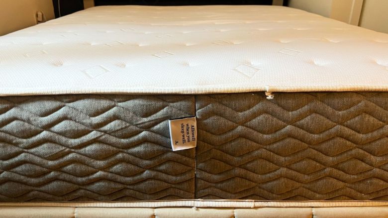 allswell-hybrid-best-mattresses-edge-view.jpg