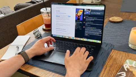 apple-macbook-air-15-2-months-cnnu-1.jpg