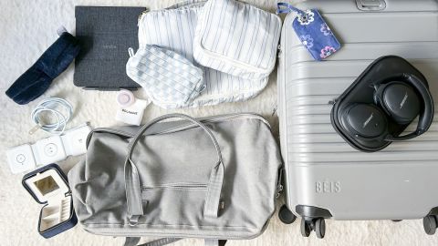 ellen-whats-in-my-bag-lead-2.jpg