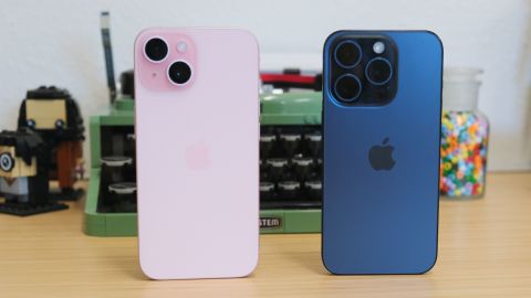 iphone-15-vs-pro-back-cnnu.jpg