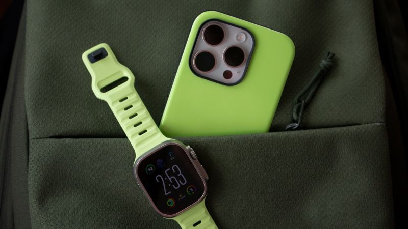 Nomad's wild new Apple Watch band gives you a literal glow-up