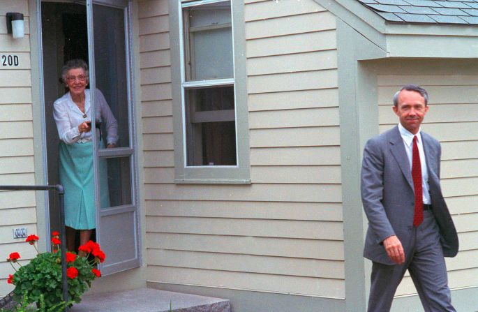 Souter leaves the home of his mother, Helen, after a visit in July 1990.