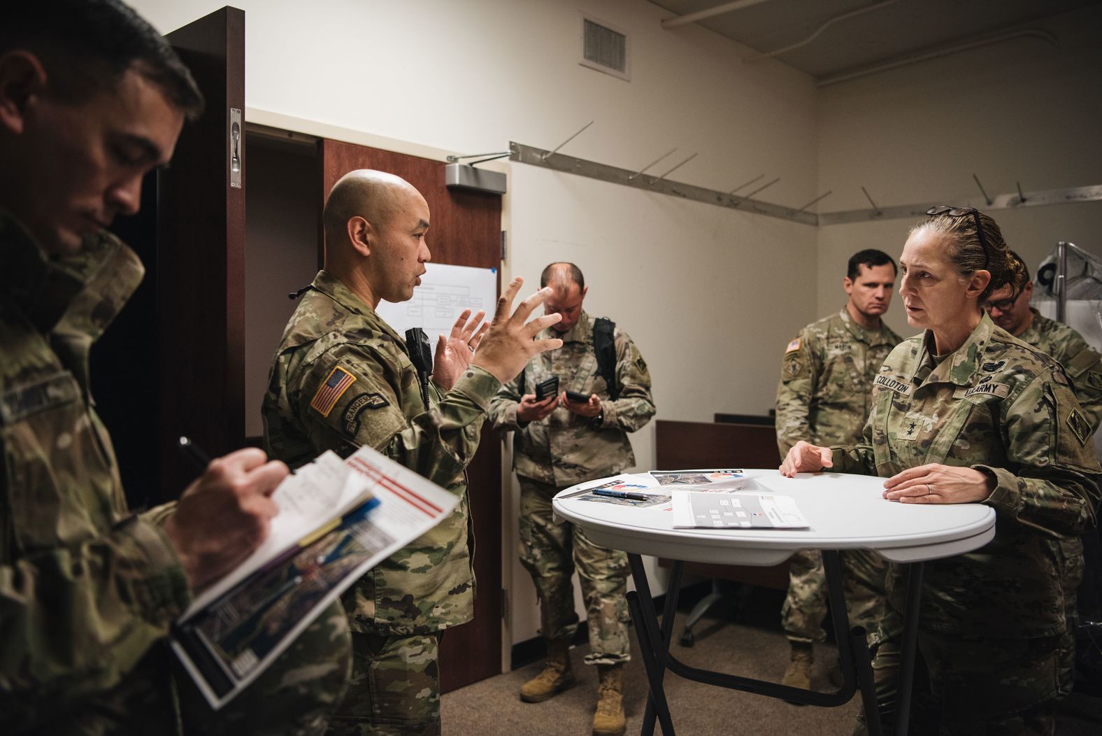 Maj. Gen. Kimberly M. Colloton, the deputy chief of engineers and deputy commanding general of the US Army Corps of Engineers, meets with Baltimore DIstrict Commander Col. Francis Pera and other personnel during a visit to the wreckage site on Sunday, February 2. The US Army Corps of Engineers, alongside the Coast Guard and the Navy’s Supervisor of Salvage and Diving, started <a href="index.php?page=&url=https%3A%2F%2Fwww.cnn.com%2F2025%2F02%2F02%2Fus%2Fdc-plane-helicopter-crash-victims%2Findex.html">clearing the wreckage</a> from the Potomac River on Monday.