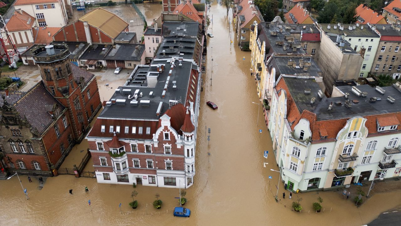 General view taken by drone of a flooded area by Nysa Klodzka river in Nysa, Poland September 16, 2024. REUTERS/Kacper Pempel     TPX IMAGES OF THE DAY     