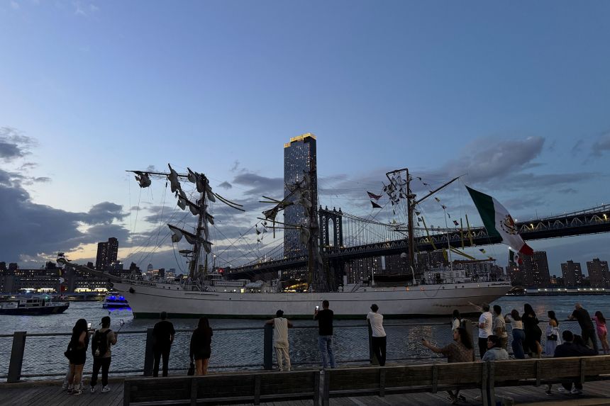 The ship's masts were damaged in the collision.