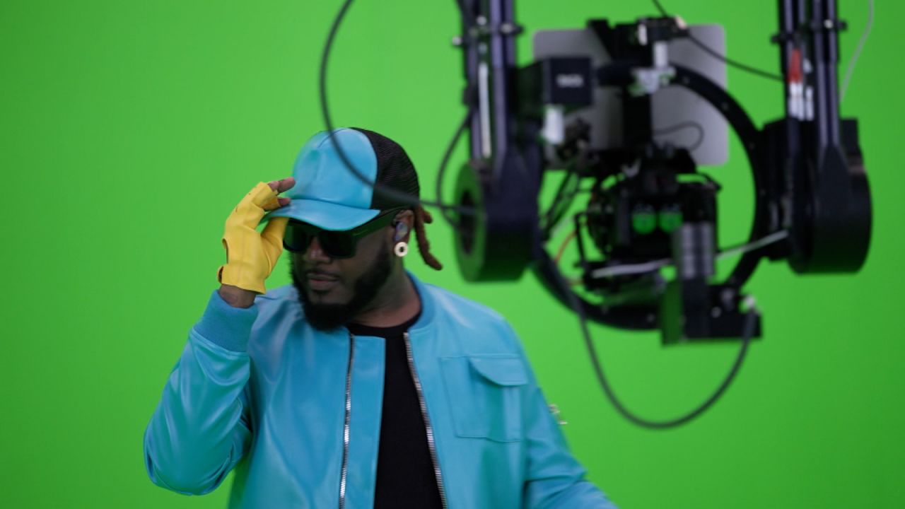 T-Pain films his virtual concert in front of a green screen in Culver City, California. The concert will release this Fall from AmazeVR.