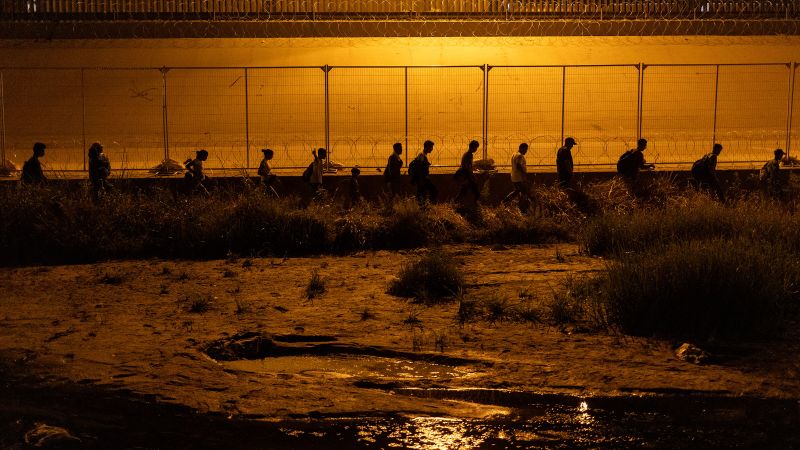 Вижте всички теми Връзката е копирана Следвайте Когато президентът Доналд