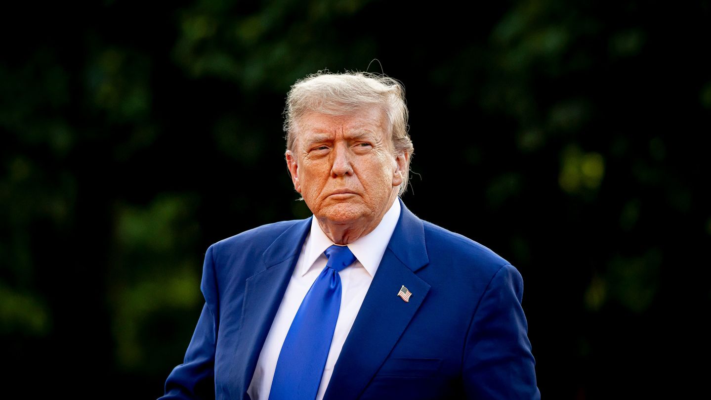 THE HAGUE, NETHERLANDS - JUNE 24: President of the United States Donald Trump arrives at Huis ten Bosch Palace for a dinner during the NATO Summit 2025 on June 24, 2025 in The Hague, Netherlands. (Photo by Patrick van Katwijk/Getty Images)