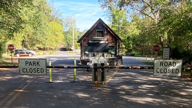 Park visitors and advocates lament partial openings of National Parks during shutdown