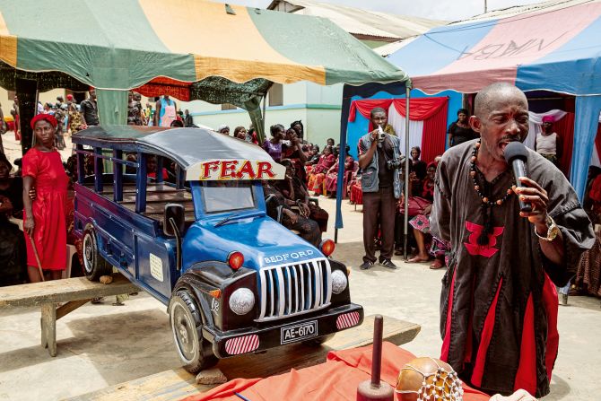 A driver was buried in a replica of his Bedford truck in the Central Region, 2015. Coffin makers operate in a buyer’s market, said Tschumi. Many see selling one of their bespoke designs to Western museums as a major payday, she explained.