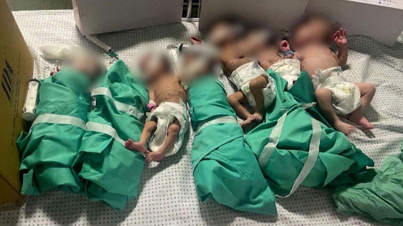 Newborns are placed in bed after being taken off incubators in Gaza's Al-Shifa hospital after power outage in Gaza City on November 12. 