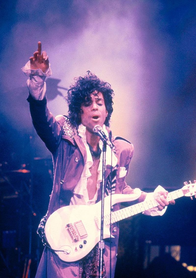 First Avenue: Fans remember Prince at iconic club | CNN