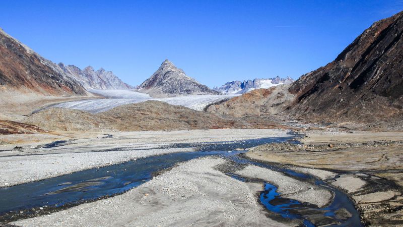 Decades of Change: Rapid Shrinkage of Greenland's Glaciers Visualized in Before-and-After Photos