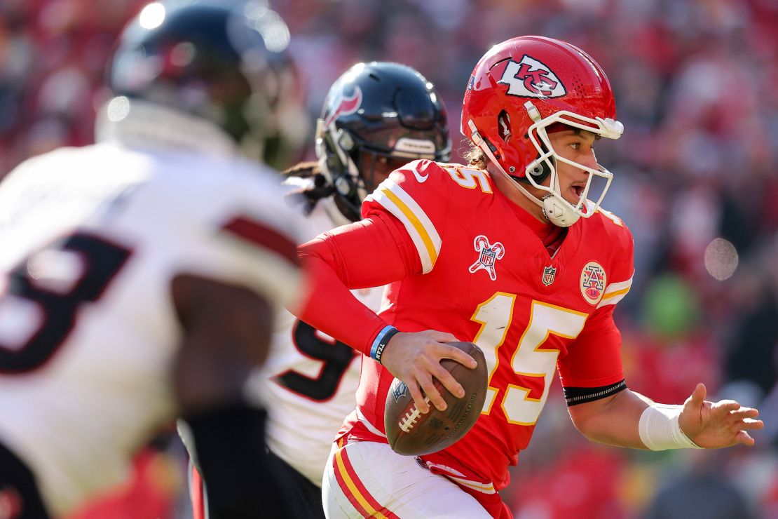 Patrick Mahomes and the Kansas City Chiefs are in cruise control ahead of the playoffs.