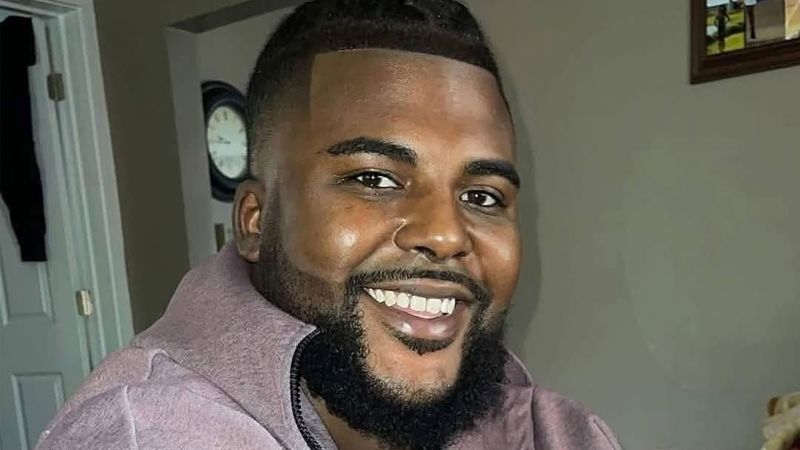 Family demands murder charges after Ohio man dies following jail restraint ...