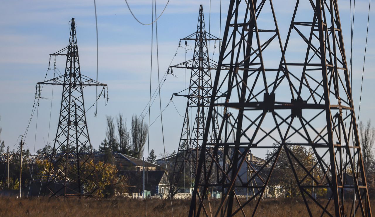 Damaged power lines at the frontline at the northern Kherson region, Ukraine, on November 7.
