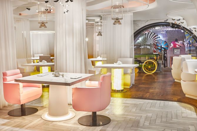 <strong>4. DiverXO (Madrid, Spain): </strong>Run by chef Dabiz Muñoz, DiverXO offers creative and unpredictable dishes with Asian influences in the Spanish capital.