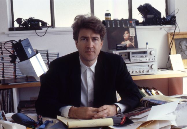 Lynch poses for a portrait in his Los Angeles office in 1984.