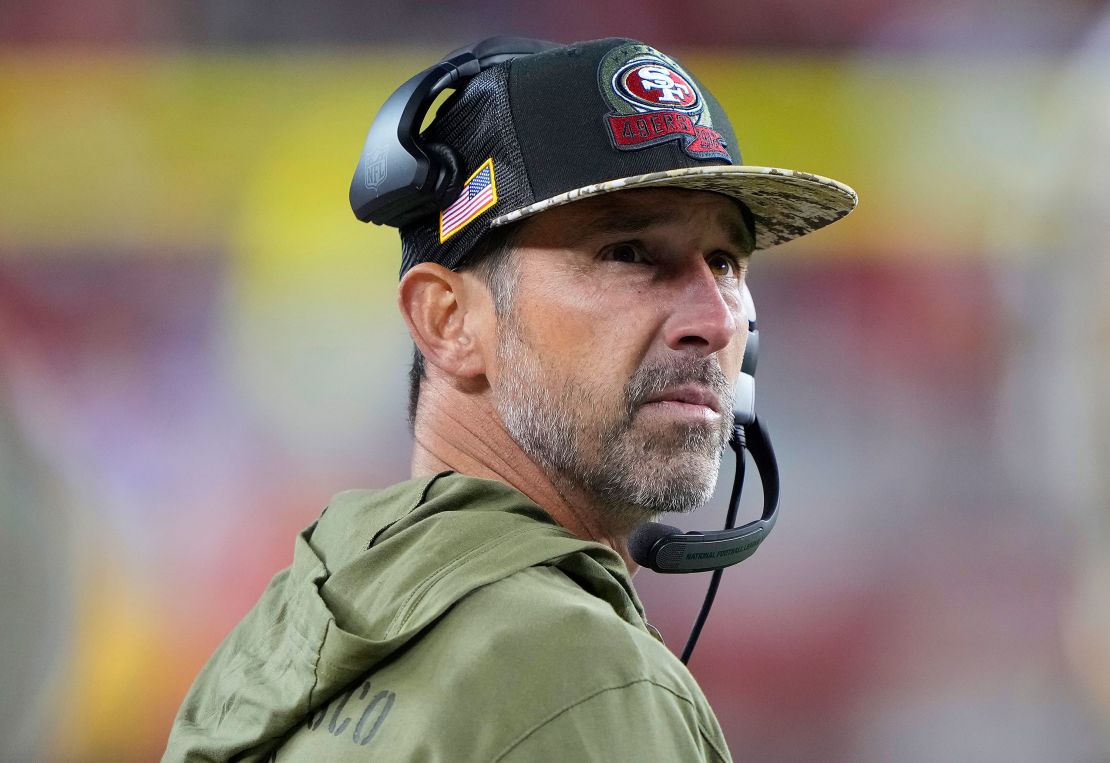 Shanahan looks on from the sideline during the 49ers' game against the Los Angeles Chargers at Levi's Stadium on November 13, 2022.