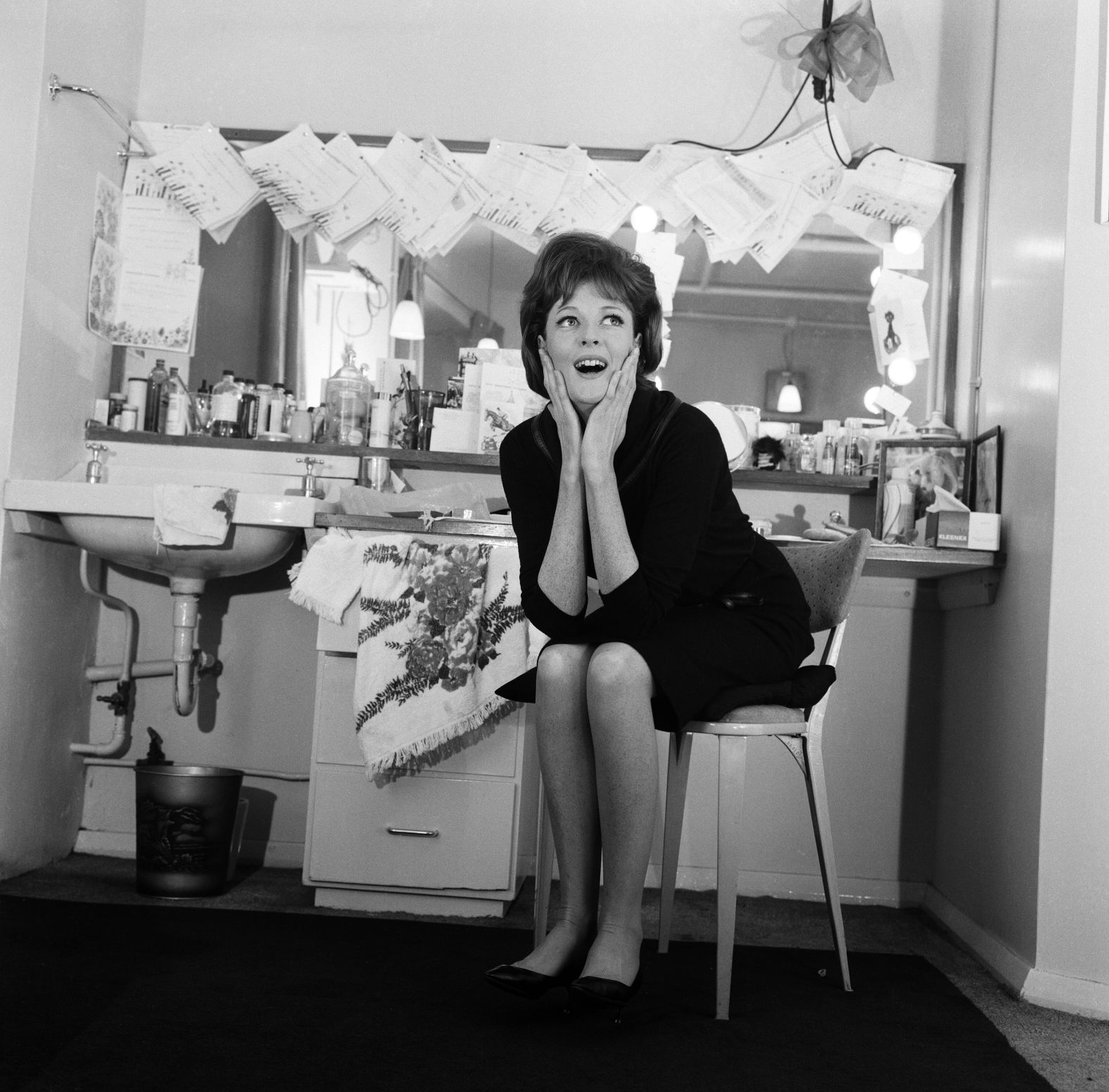 Smith sits in her dressing room with telegrams pinned around the mirror behind her in 1963.