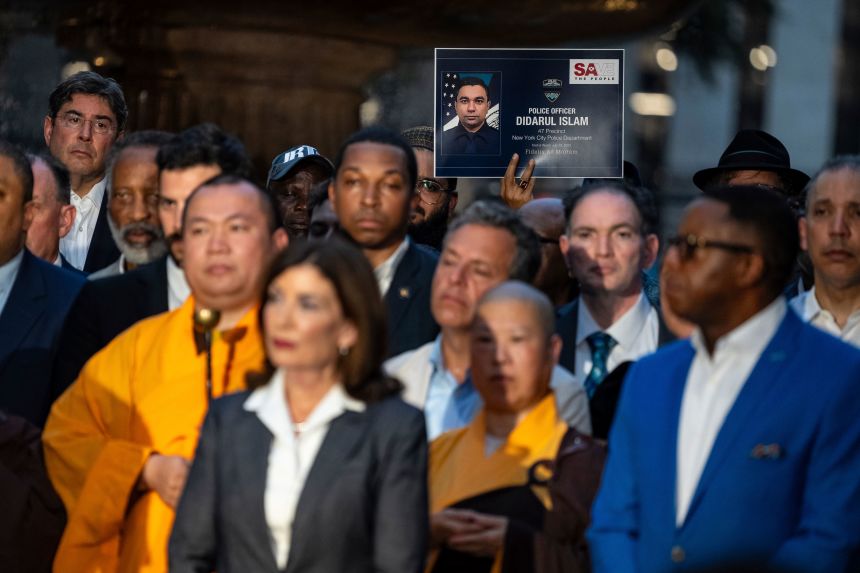 New York Governor Cathy Hochol attended the protest on Tuesday evening.
