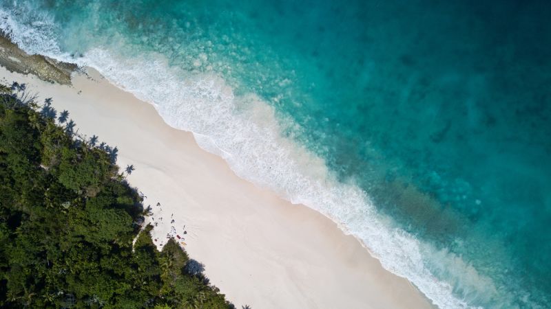 Сейшелският остров, където пътуващите остават с месеци