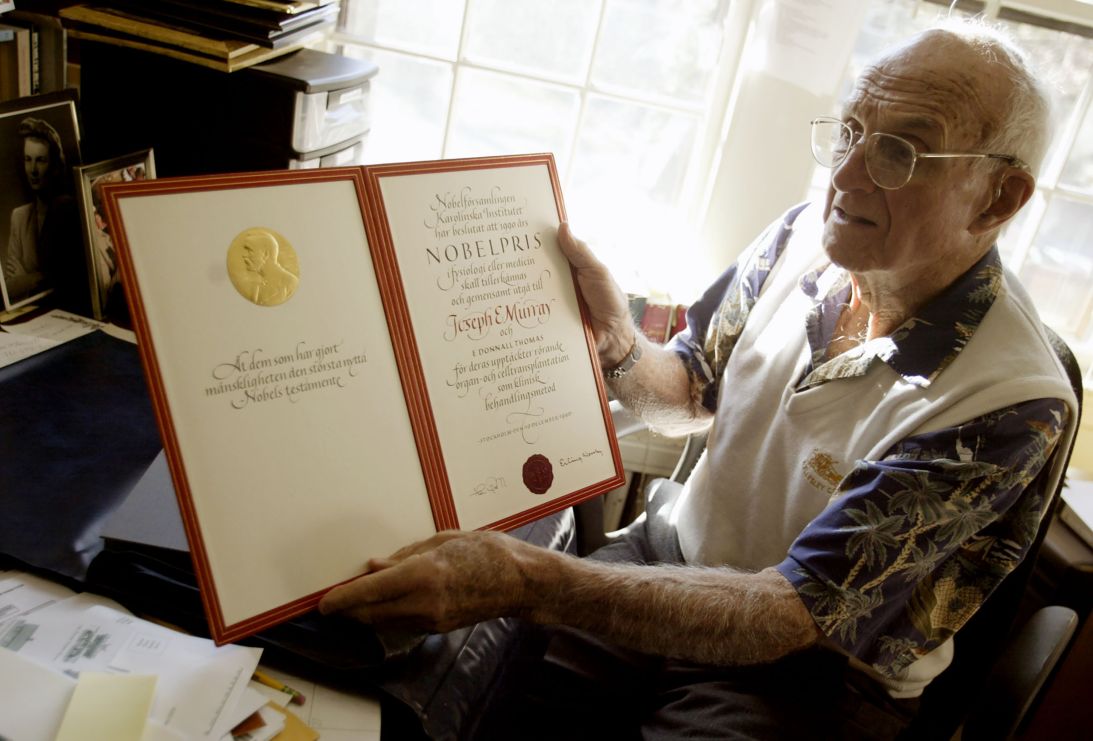 Dr. Joseph Murray carried out the first successful kidney transplant in 1954 and was awarded the Nobel Prize for his success.