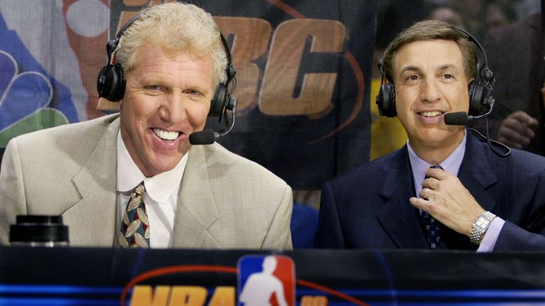 NBC basketball announcers Bill Walton and Marv Albert pose before the
start of Game 4 of the NBA Finals in East Rutherford, New Jersey June
12, 2002. With the Los Angeles Lakers heading into the game with a
three games to none lead in the series, Walton and Albert may be
broadcasting their last game for NBC. Beginning next season, NBA games
will be telecast on ABC, ESPN and the TNT network. REUTERS/Mike Blake

GMH