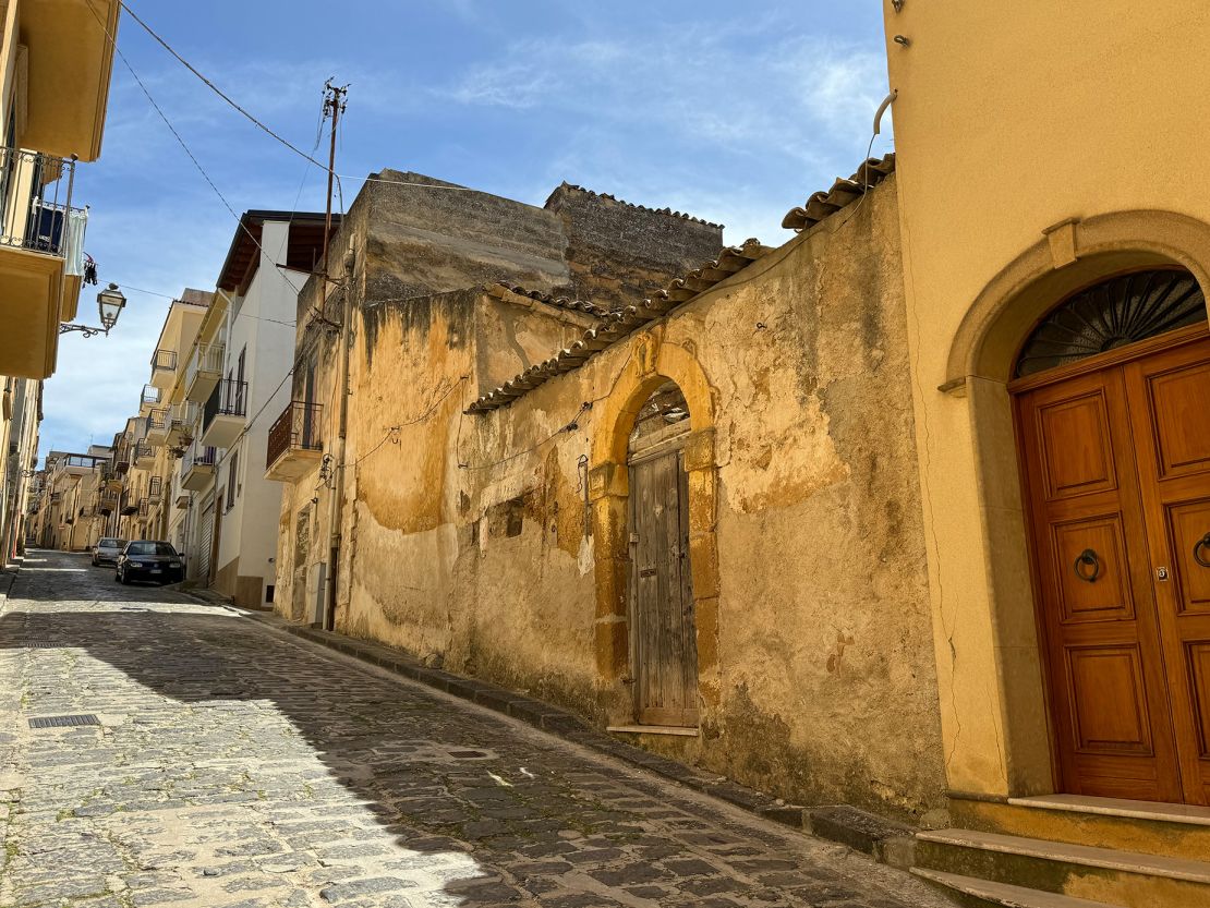 A selection of homes in the depopulated towns are going under the hammer for a symbolic 3 euros.