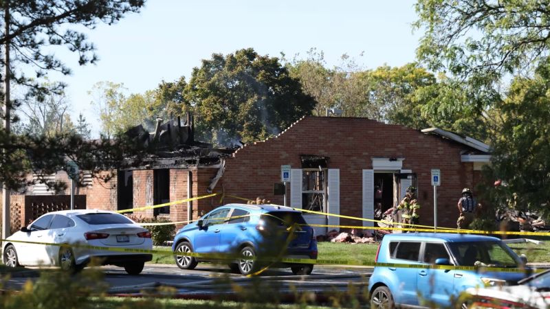 Ataque mortífero en Michigan: Hombre estrella coche, dispara y prende fuego a iglesia mormona dejando al menos dos muertos
