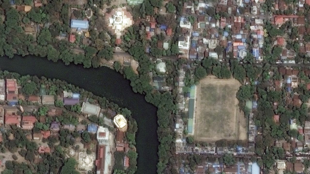 08_pagodas-and-athletic-field-before-earthquake_mandalay_myanmar_23mar2025_wv02.jpg