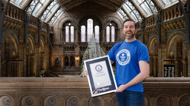 Man sets world record by visiting 42 museums in under 12 hours