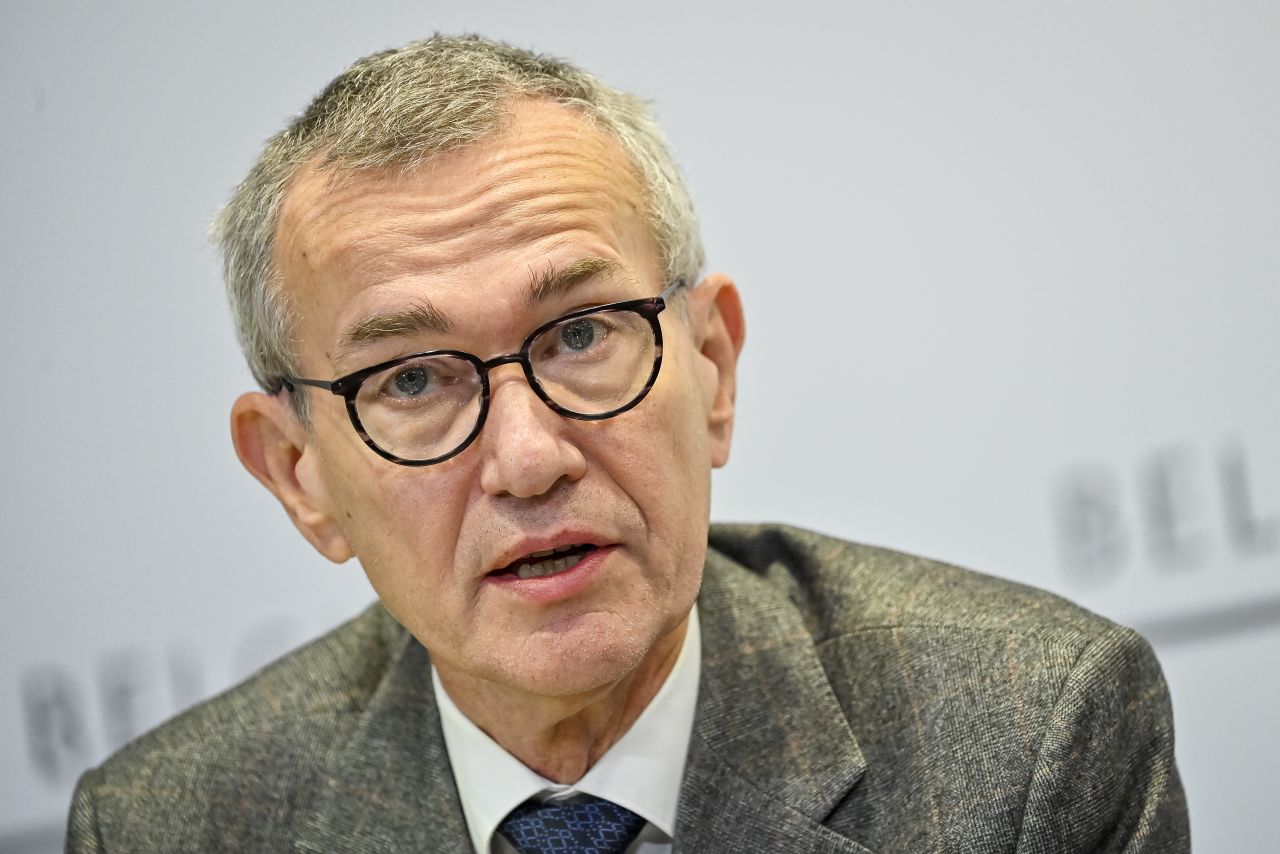 Vice-prime minister and Public Health and Social Affairs minister Frank Vandenbroucke pictured during a press conference after a meeting of the consultative committee with ministers of the Federal government, the regional governments and the community governments, to discuss the rising Covid-19 infections, Friday 26th November 2021 in Brussels.