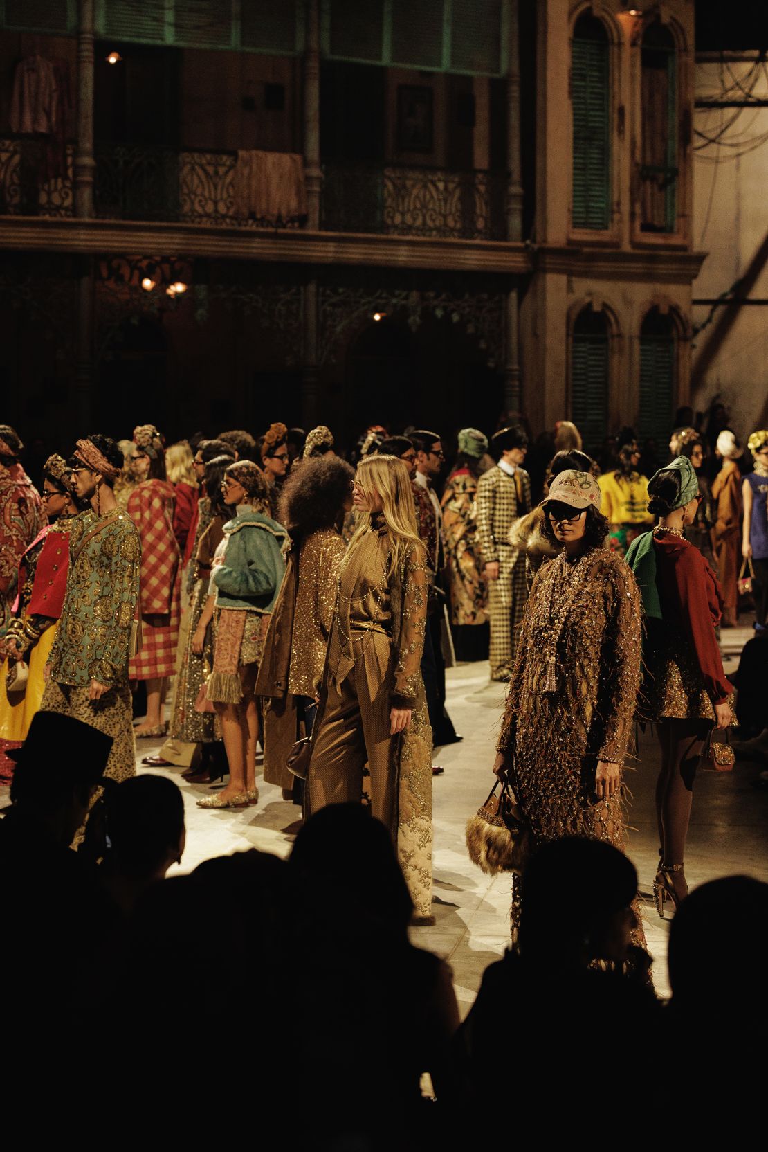 More than 150 looks were presented against a backdrop inspired by Mukherjee's home city, Kolkata.