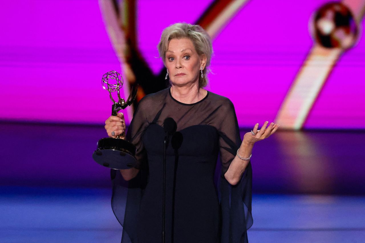 Jean Smart accepts the award for best lead actress in a comedy series. 