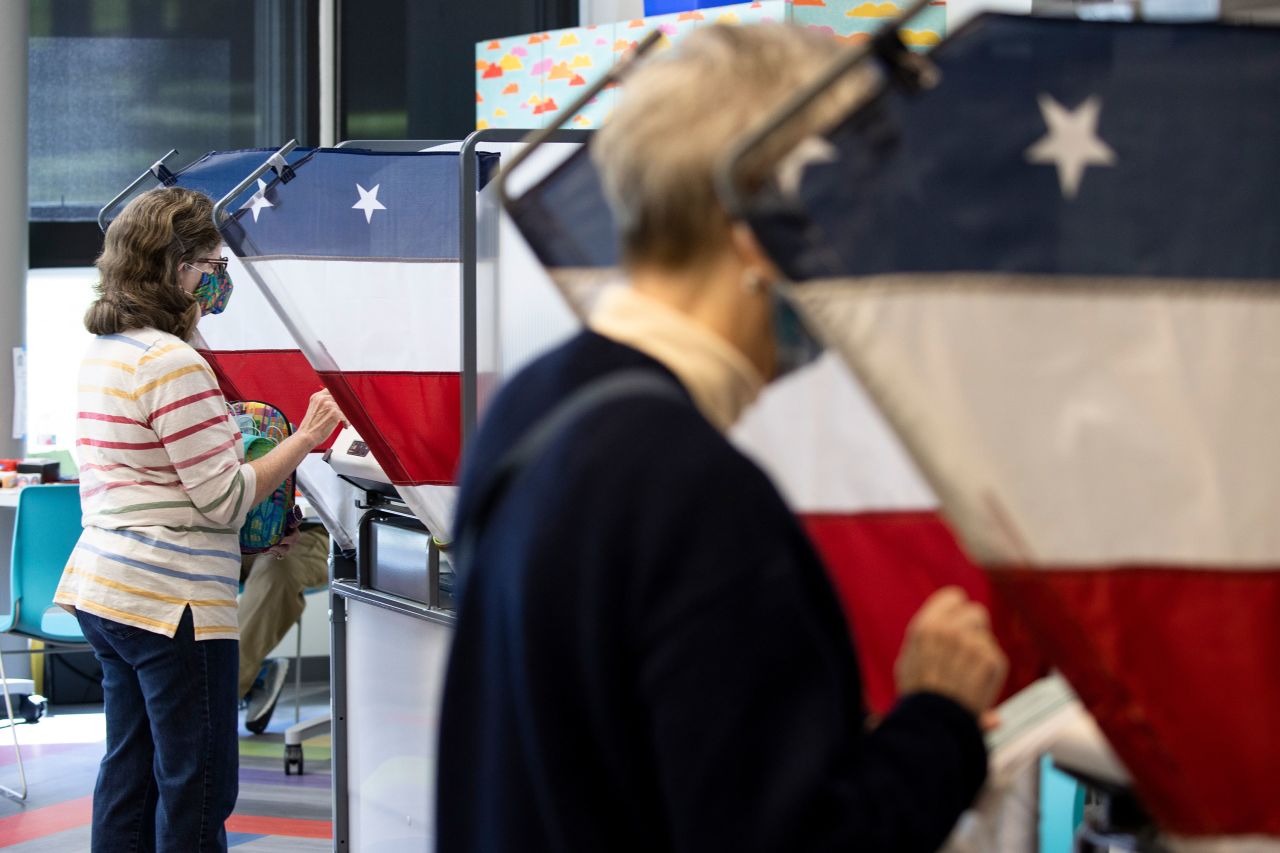 Voters cast their ballots during early voting on October 14 in Nashville, Tennessee. 